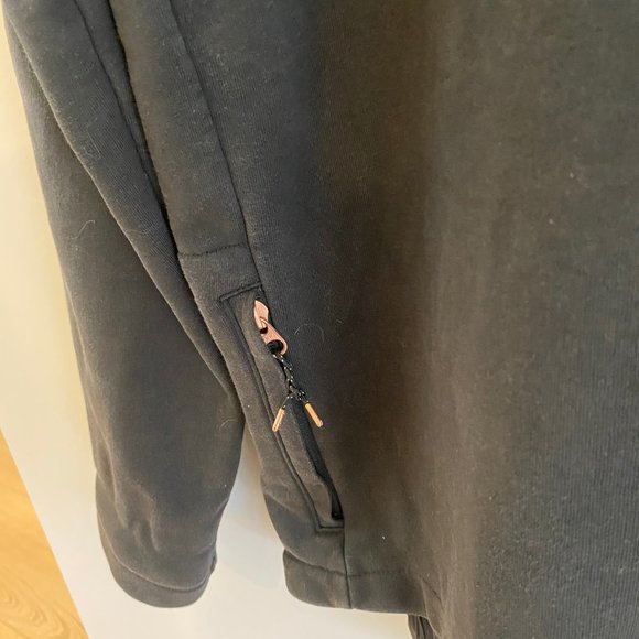 Levi's Commuter Series Sweater - Picture 2 of 10